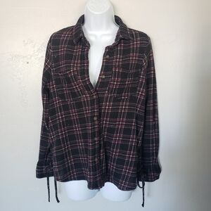 Daytrip Small Black Plaid Long Sleeve Shirt Lace Up Sides Pink White Soft Top
